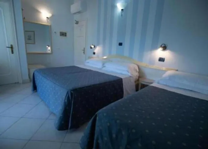 Guest house Fly In In Front Of The Famous Promenade With Shops And Establishments